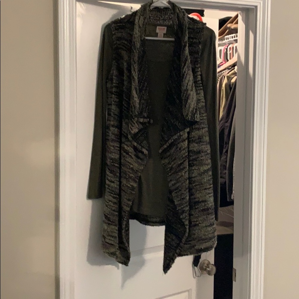 Long sleeve top/separate drape front cardigan